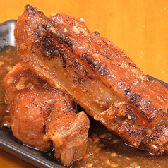 【PORK】自家製BBQソースのスペアリブ