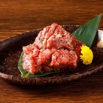 弘独自のカット技術でお肉を より美味しく！口に入れたときに一番美味しく感じるお肉の切り方を追求