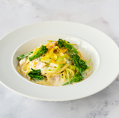 春キャベツと菜の花のクリームパスタ