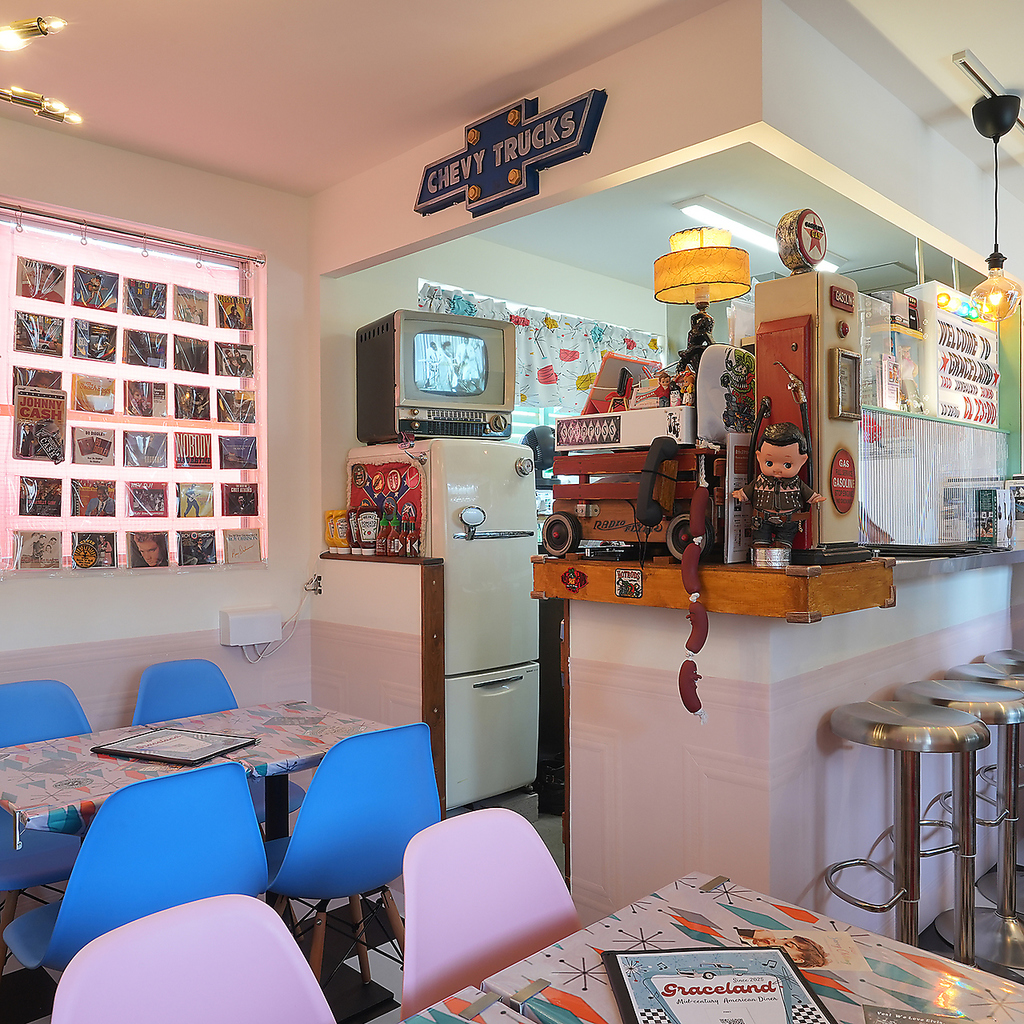 フォトジェニックな内観で写真撮影OK!