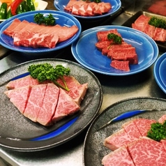 御肉料理わだひこ都町店の特集写真