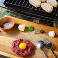 料理メニュー写真 名物！馬肉のタルタル