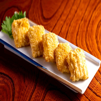 何度も訪れたくなるメニューの宝庫。多彩な料理で心弾む