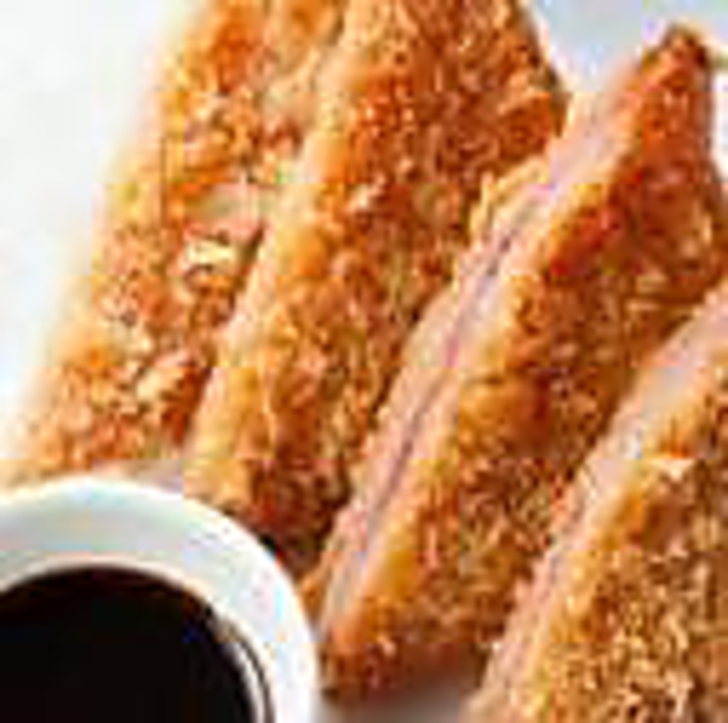 当店おすすめ☆噛めば噛むほど旨みが広がるサックサクの厚切りハムカツ！ビールとの相性もバツグン◎