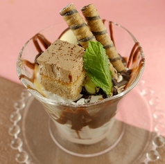 チョコパフェ