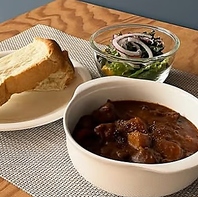 旬の味覚と特製ソース！新鮮素材の創作料理で感動体験★