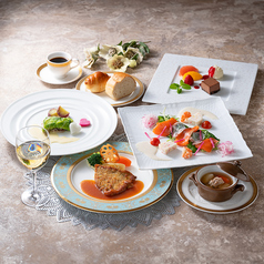 展望レストランキャッスル 岐阜グランドホテルのおすすめランチ1