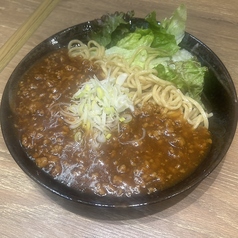 ジャージャー麺