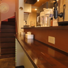 気軽にお立ち寄りいただけるお席をご用意しております☆駅から近いので、仕事帰りの一杯やお食事にもピッタリです！美味しいお料理とお酒をご用意しております♪