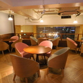 cafe Hanamori 馬車道店の雰囲気1