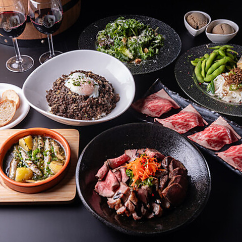 樽ワイン50種が390円(税込)で飲み放題！和牛料理をリーズナブルに居酒屋価格で♪