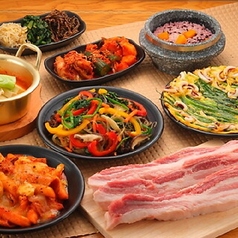 熟成肉専門店 ヨプの王豚塩焼 道頓堀店の特集写真