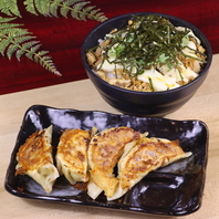 ラーメンや、一品料理もご用意♪