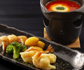 料理メニュー写真&nbsp;エビチリチーズフォンデュ
