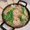 料理メニュー写真 季節野菜と海老のアヒージョ