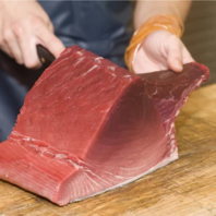 天然マグロ一本買いにこだわる鮨居酒屋