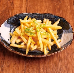 やみつきガーリックバターポテト