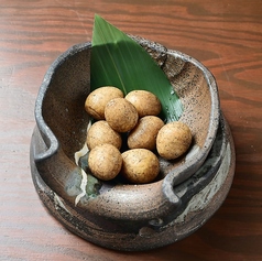 半熟うずら玉子の藁焼き