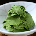 ありえないほど濃い西尾抹茶ジェラートは528円(税込)です！お食事の最後にいかがですか？