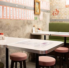 宴会や貸切にも対応◎コース料理や飲み放題プランもご予算に応じて承っております。ご宴会は最大20名様までご利用可能!宴会・忘年会・新年会・歓迎会・送別会・打ち上げなどにぴったりの空間です♪お気軽にお電話やネットからのご予約をお待ちしております。