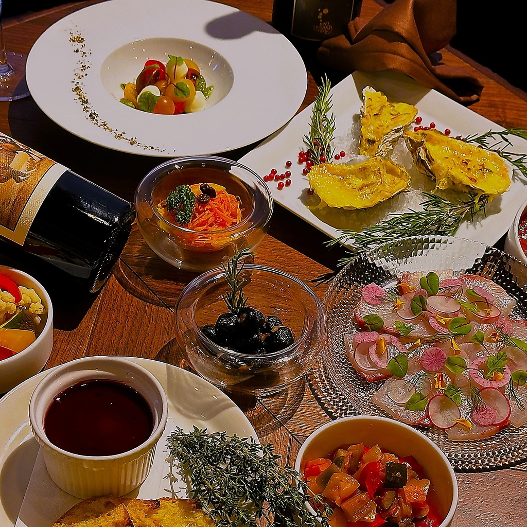 四季折々の食材を使用した前菜は色々お楽しみいただけるようリーズナブルな価格で☆