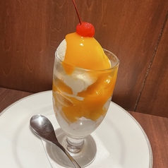 デザートもお得に充実♪パフェ599円(税込)の写真