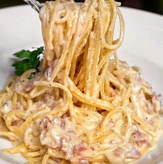 グラナパダーノ　濃厚カルボナーラ