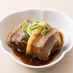 長時間煮込んだ自家製ラフテー