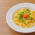 料理メニュー写真&nbsp;とびっ子とウニクリームソースのパスタ