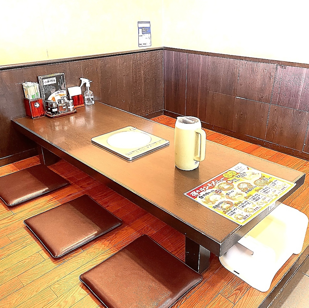 6名様まで収容可能な「座敷席」をご用意しております！ご家族さまでのお食事も◎