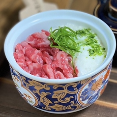 とろろとユッケのご飯