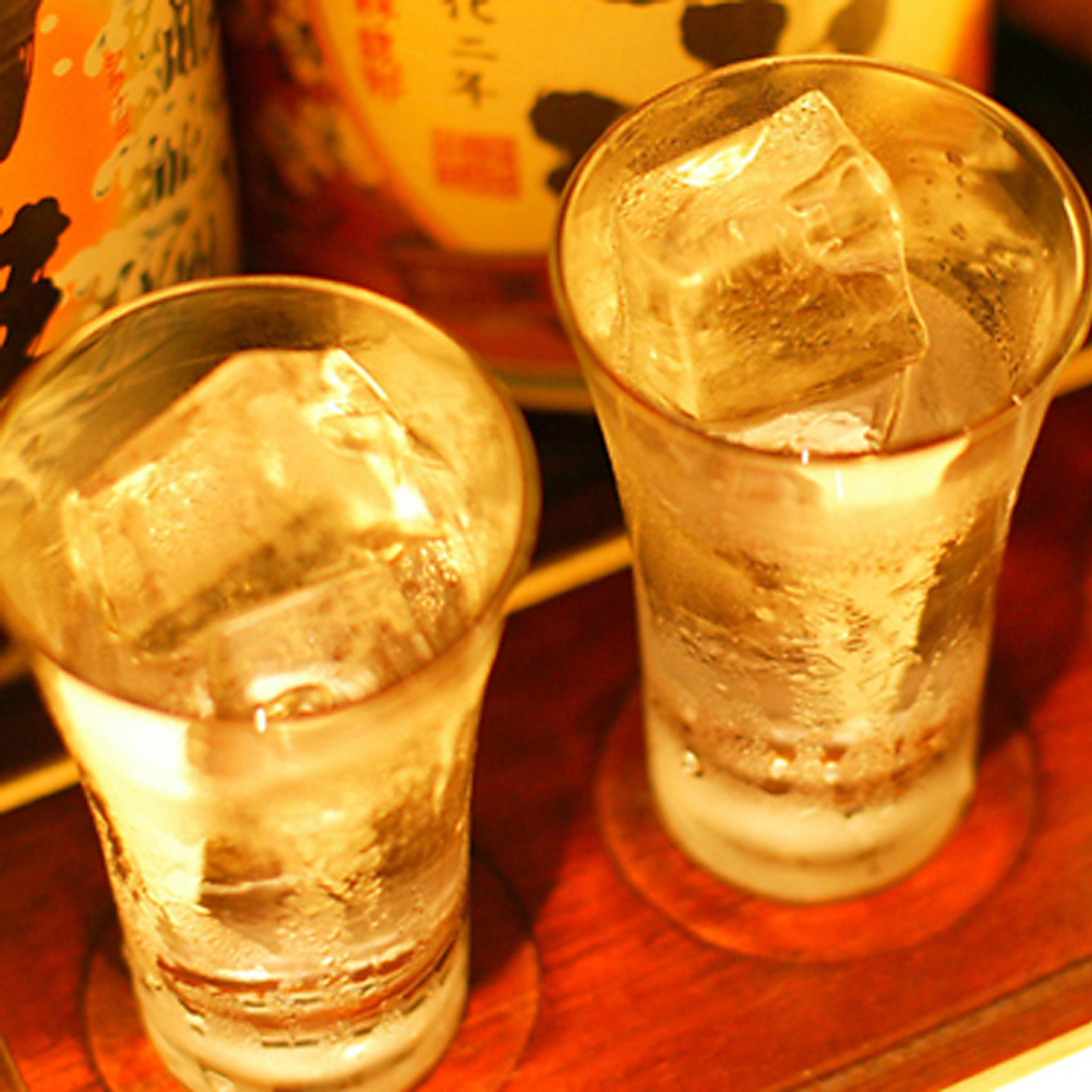 本格派も納得の品揃え！地焼酎（芋・麦・米など）449円(税抜)～※全60種以上