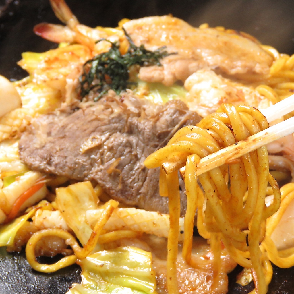 『ぼてっ』と返して『ぢゅう』と焼く。