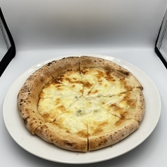 キャトルフロマージュ　はちみつ添え。