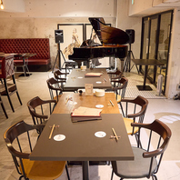 【音楽と空間の調和】心地よいジャズが彩る上質空間