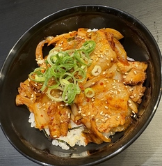 豚キムチ丼