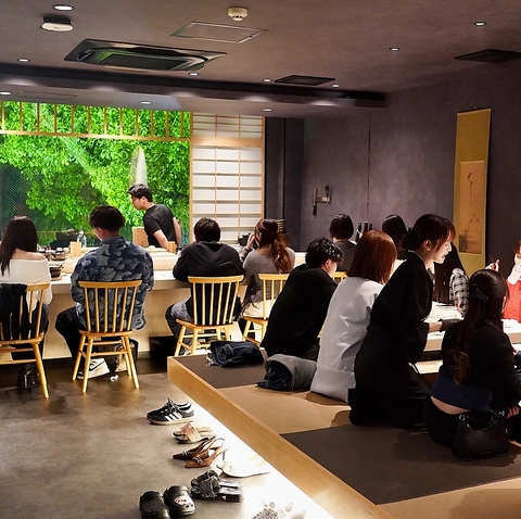 和モダン空間で「日本の良さを食す」。
