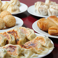 100種類近いディナーメニュー