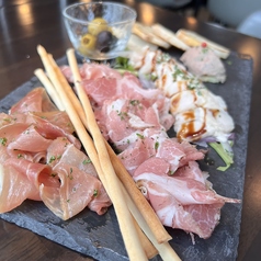 すべて自家製！シャルキュトリ盛り合わせ(3種・5種盛)
