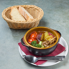 サツマイモとキノコのアヒージョ