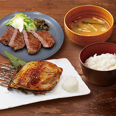 牛たんと縞ほっけ定食