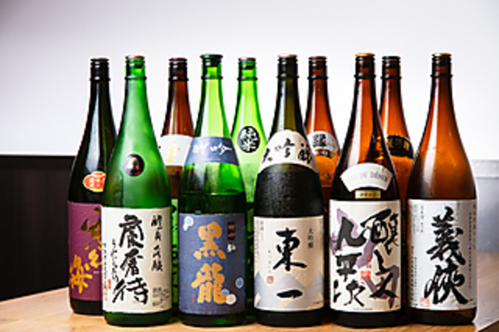 厳選した日本酒を常時30種以上ご用意いたしております★