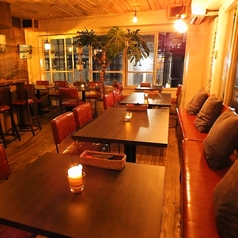 洋食酒場 CANNES カンヌ 西船橋駅前店の雰囲気3