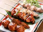 一本一本炭火で丁寧に焼き上げた新鮮な鶏は一口食べると旨味がじゅわっと広がります♪