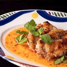 若鶏のグリル　～南国チリミントソース～