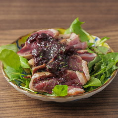 ベリーソースで食べる 河内鴨のロースト