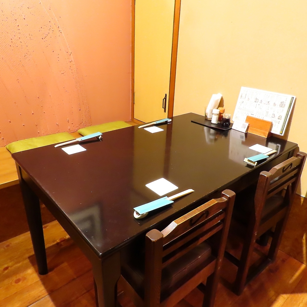 テーブル席でゆったり♪