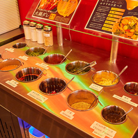 【豊富な薬味も無料です】