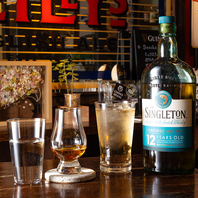 料理はご用意ございませんが、お酒は豊富にございます。