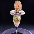 料理メニュー写真&nbsp;季節の夜パフェ（濃厚ピスタチオのジェラート）